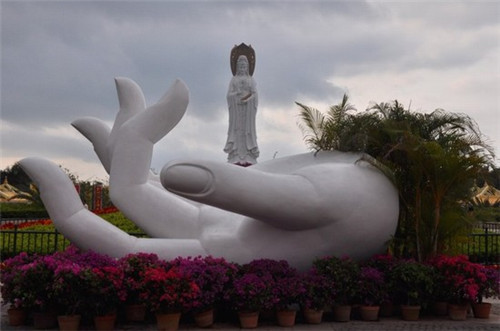 諻家焖客砂锅饭