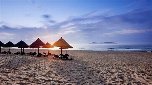 在唐河县加盟鱼火火烤鱼开店好不好，唐河县加盟一个烤鱼店需要多少资金