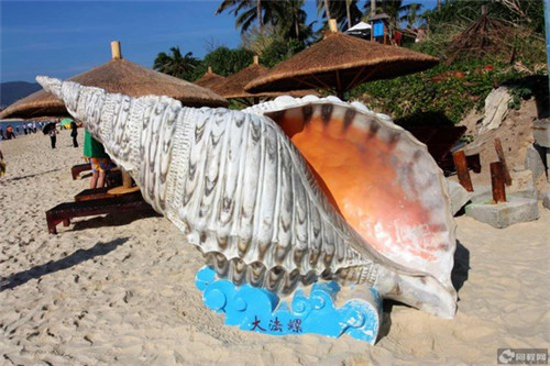 人不能活在掌声里是什么歌（人不能活在当下）